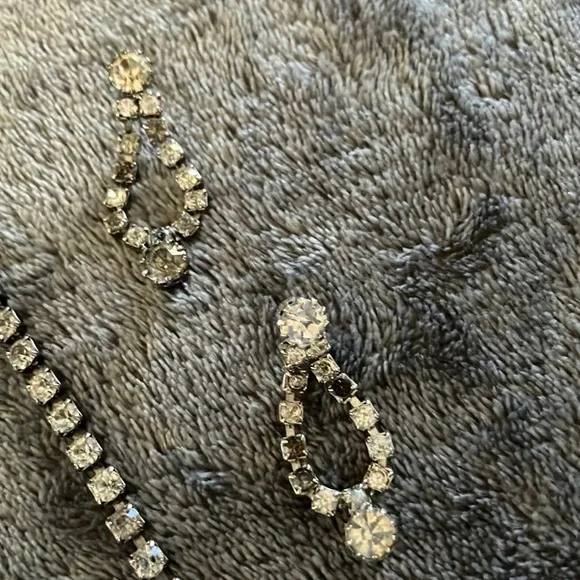 Silver‎ Rhinestone Set - Picture 4 of 5